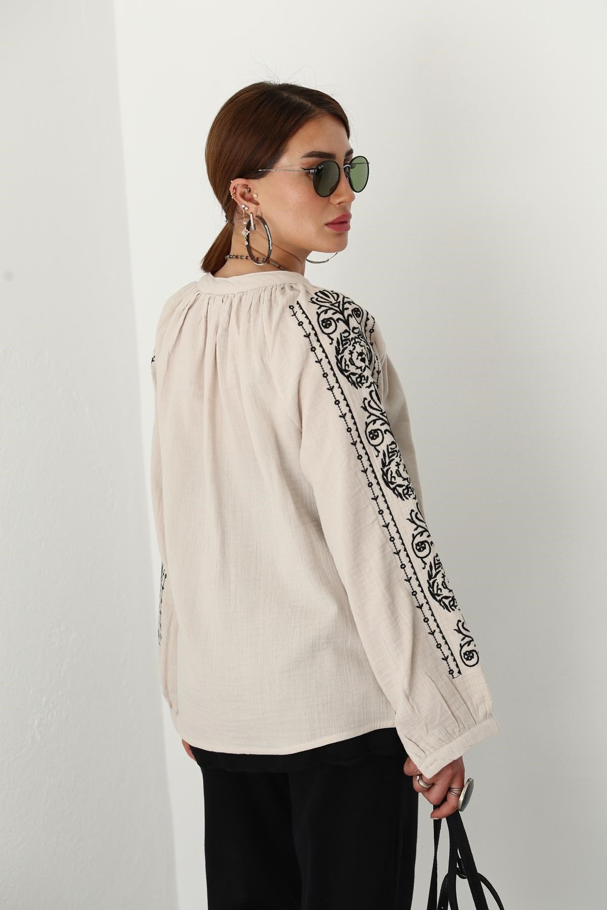 Mink Tassel Detail Embroidered Jacket - Saman Butik | Shop Online Mink Tassel Detail Embroidered Jacket