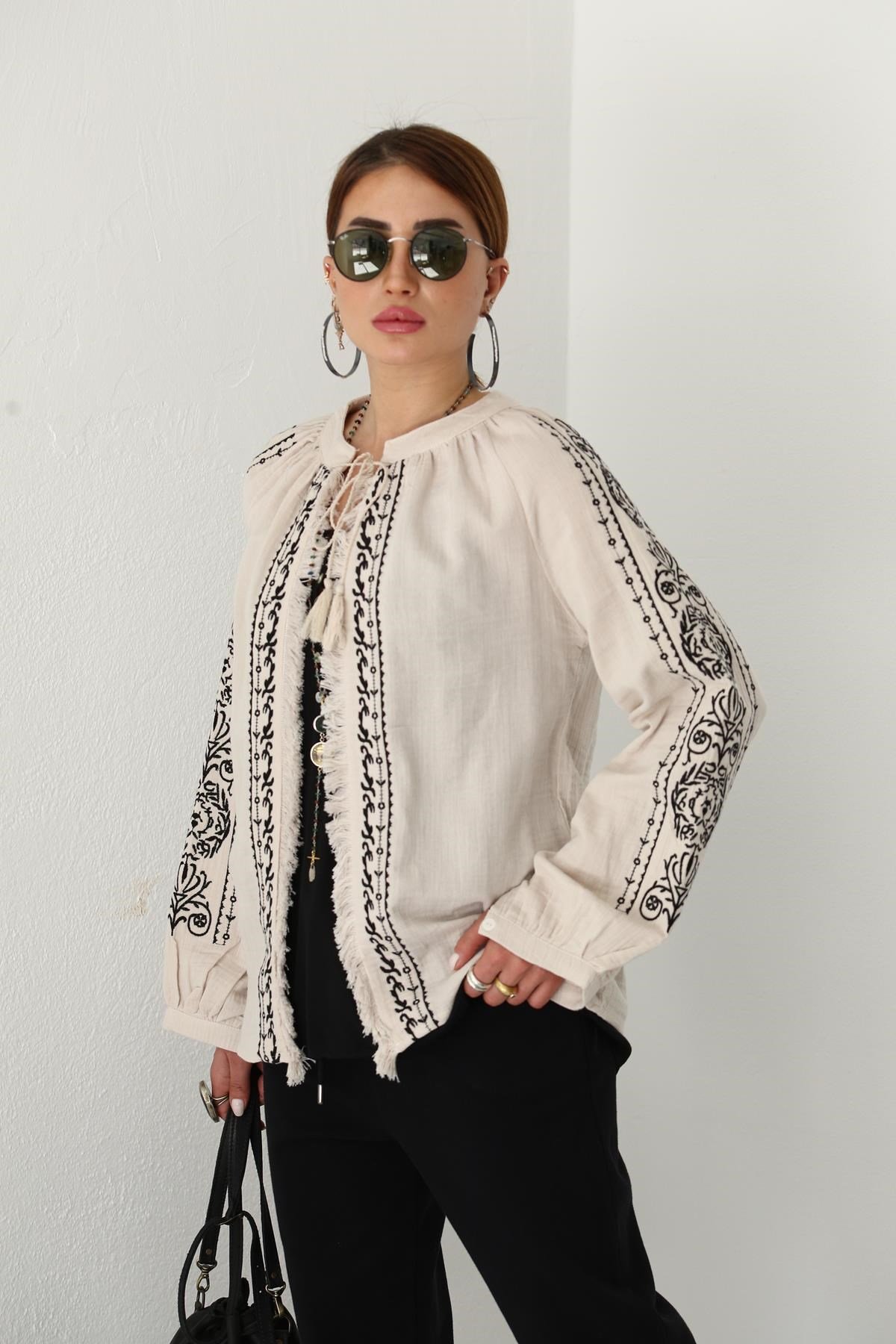Mink Tassel Detail Embroidered Jacket - Saman Butik | Shop Online Mink Tassel Detail Embroidered Jacket