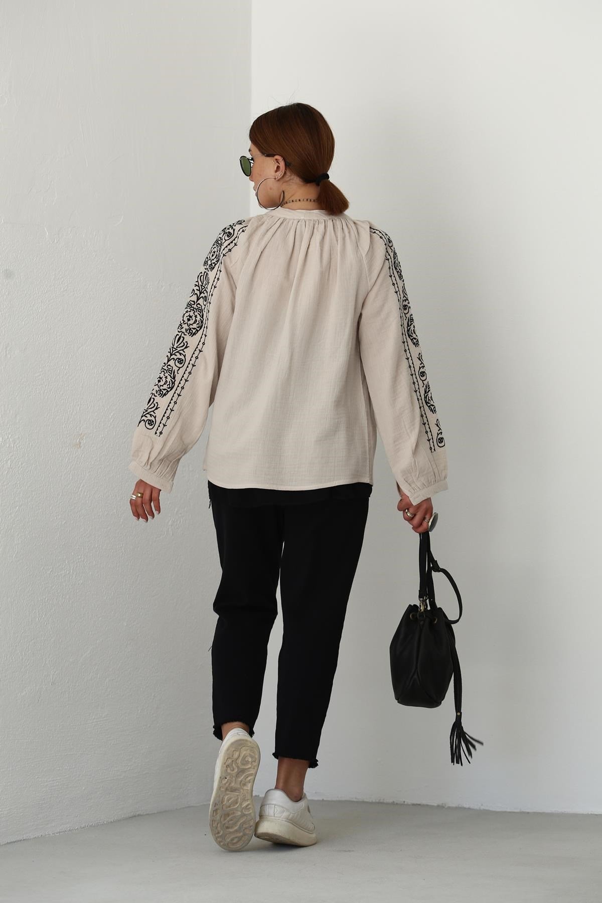Mink Tassel Detail Embroidered Jacket - Saman Butik | Shop Online Mink Tassel Detail Embroidered Jacket