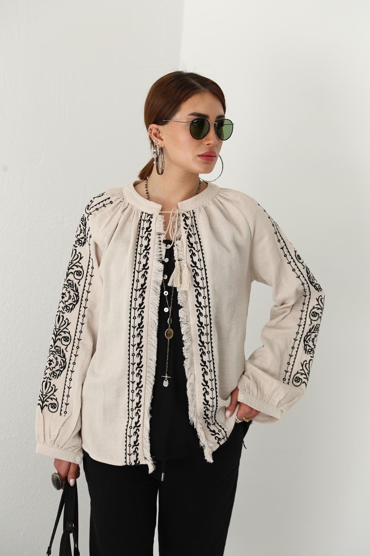 Mink Tassel Detail Embroidered Jacket - Saman Butik | Shop Online Mink Tassel Detail Embroidered Jacket