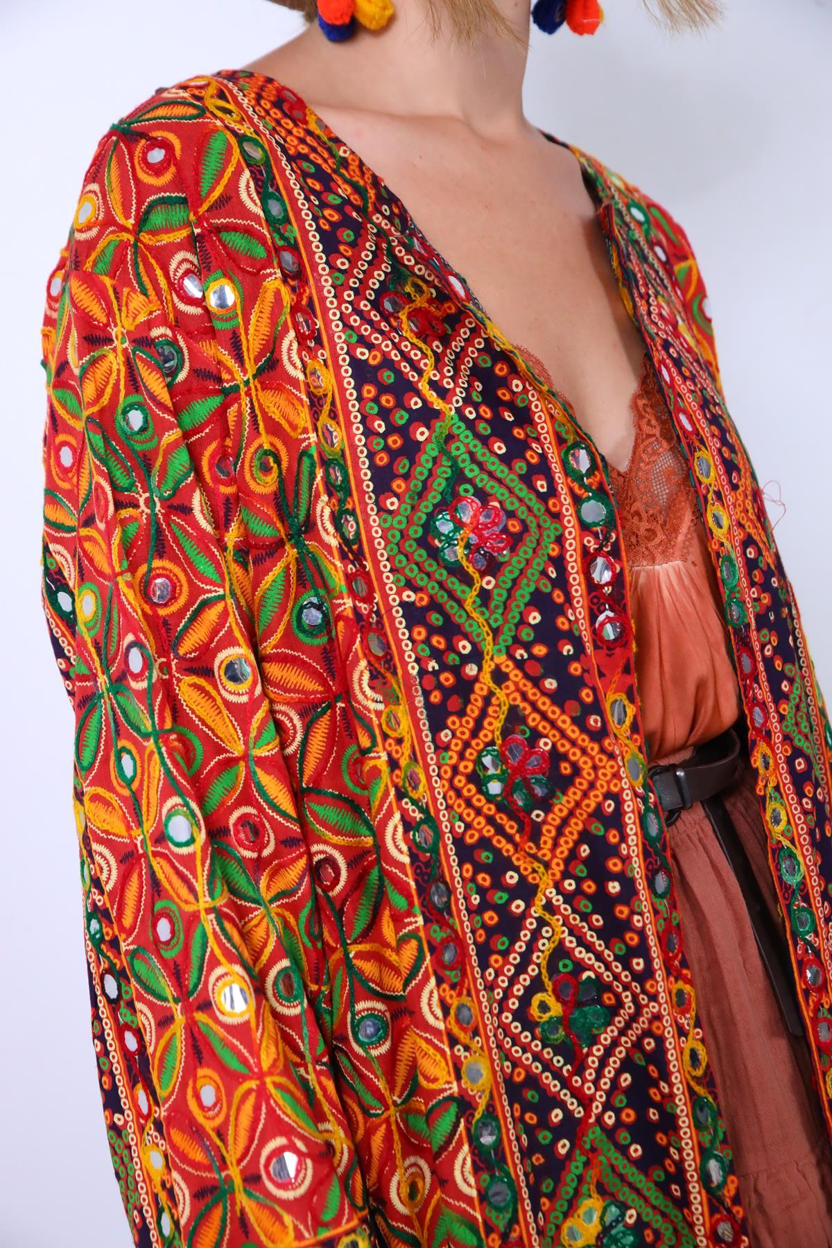  Kırmızı Aynalı İşlemeli Çift Taraflı Otantik Kaftan