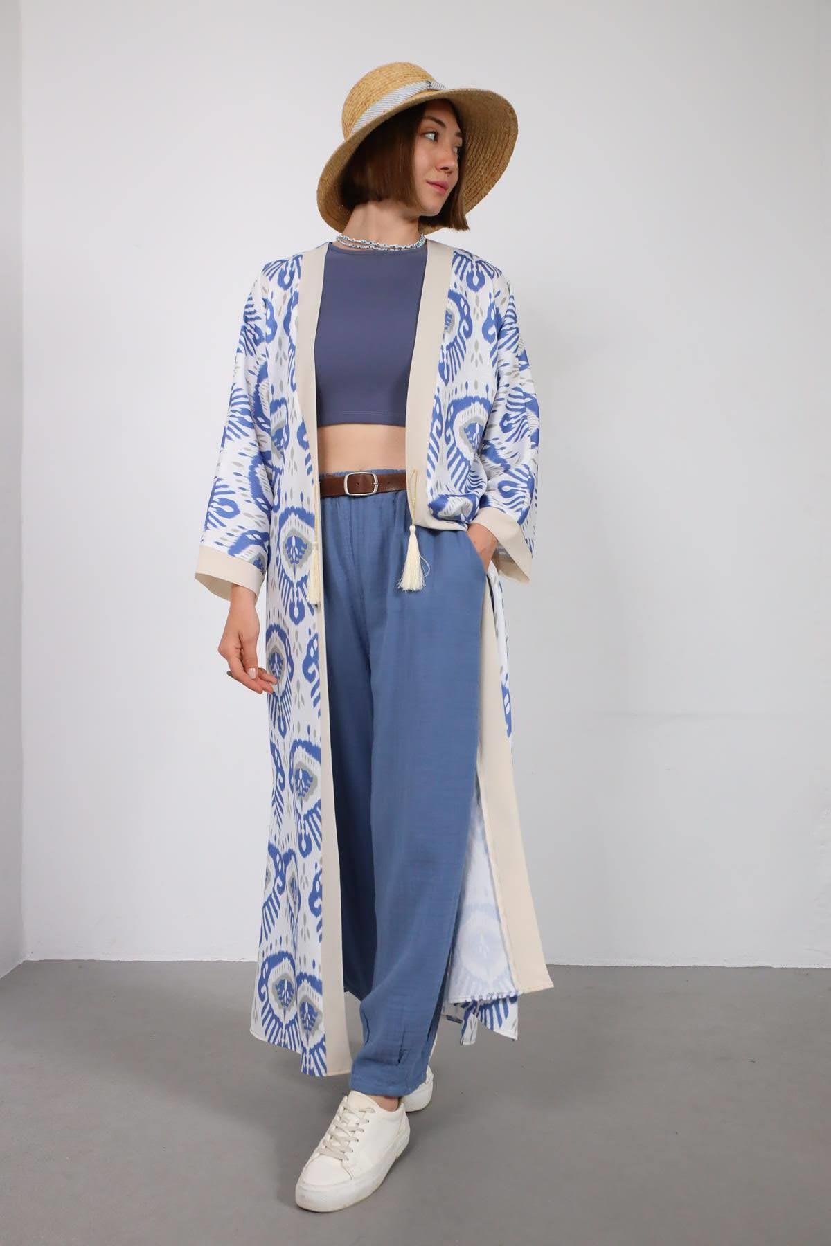 Krem Rengi Desenli Yanları Yırtmaçlı Kimono - Şaman Butik Krem Rengi Desenli Yanları Yırtmaçlı Kimono