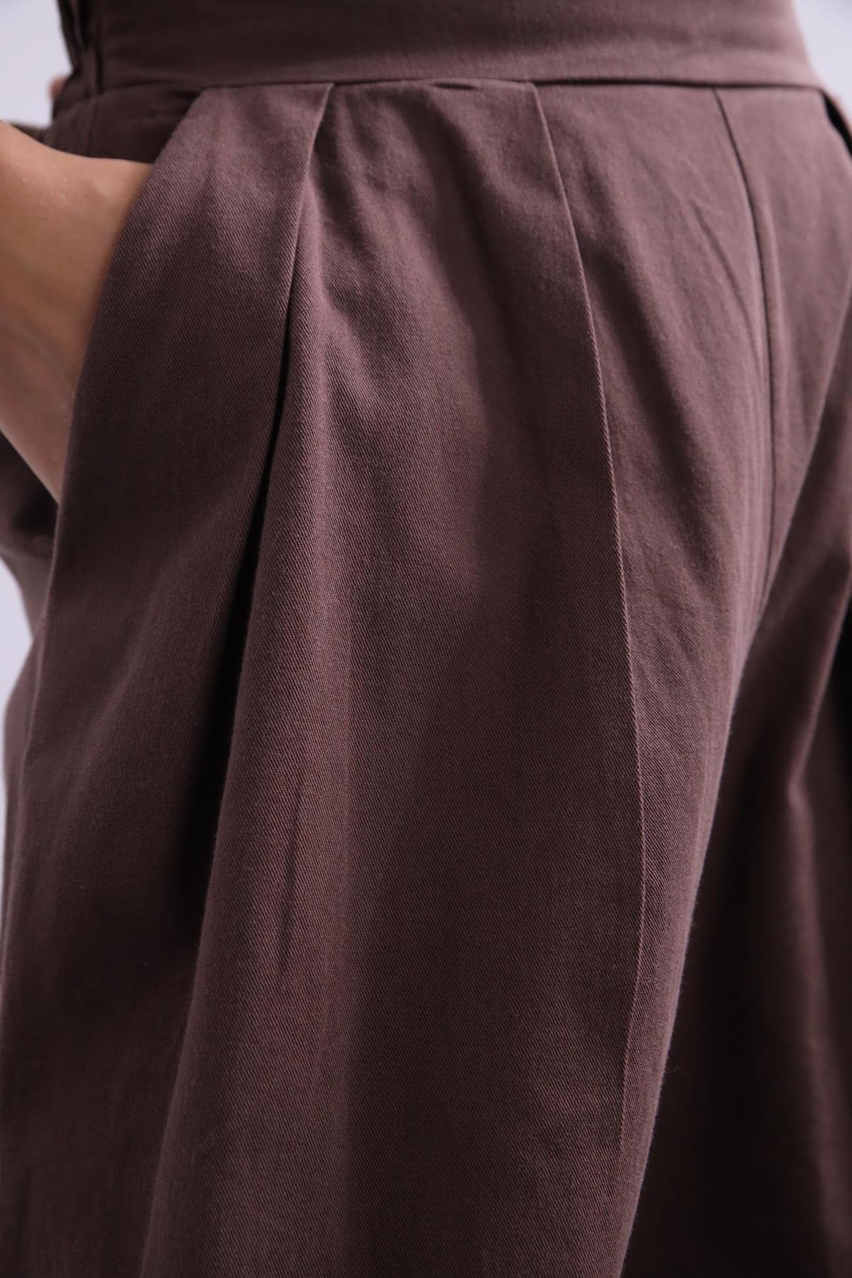 Koyu Kahverengi Paçadan Pileli Salaş Pantolon - Şaman Butik - Bohem Giyim ve Aksesuar | Kadın & Erkek Koyu Kahverengi Paçadan Pileli Salaş Pantolon