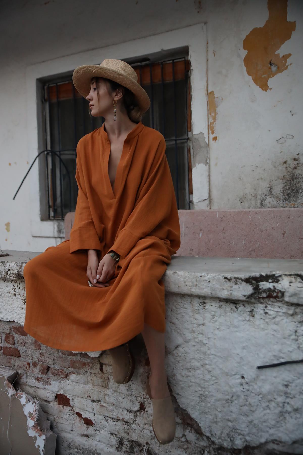 Hardal Rengi Hakim Yaka Oversize Müslin Elbise - Şaman Butik Hardal Rengi Hakim Yaka Oversize Müslin Elbise