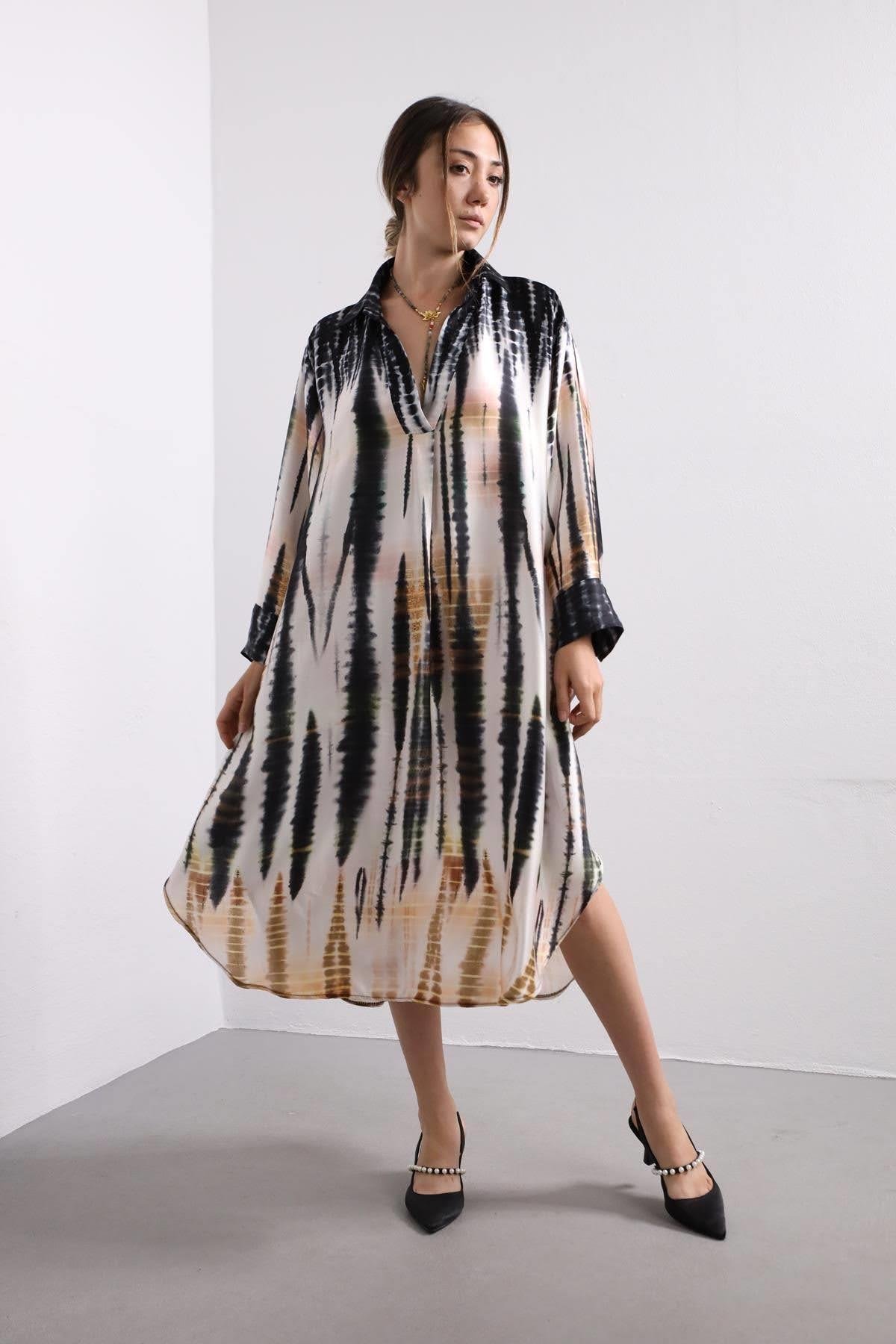 Siyah Batik Desenli Elbise - Şaman Butik Siyah Batik Desenli Elbise