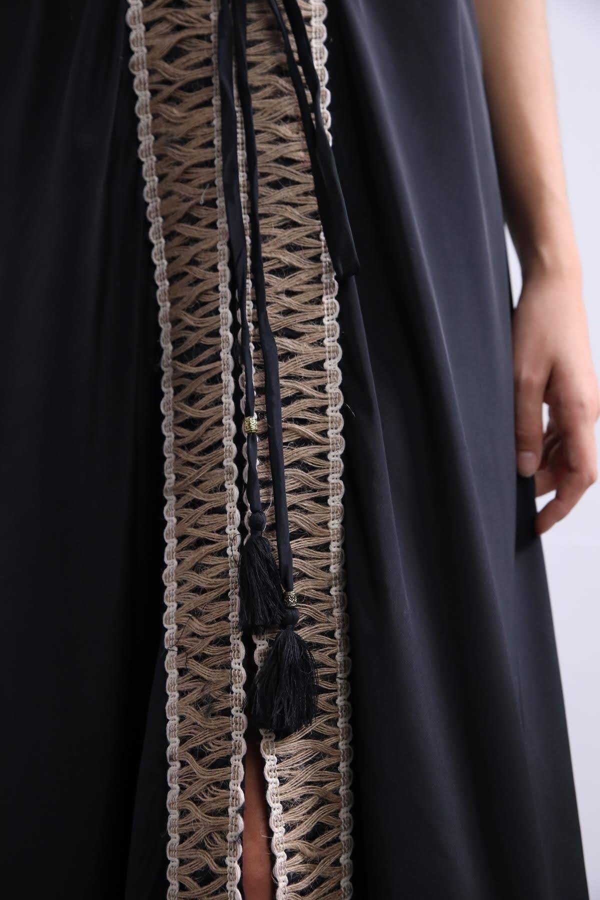 Siyah Önü Yırtmaçlı Hermes Elbise - Şaman Butik Siyah Önü Yırtmaçlı Hermes Elbise