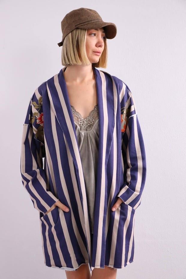 Lacivert Çizgili Dikiş Detaylı Ceket - Şaman Butik Lacivert Çizgili Dikiş Detaylı Ceket
