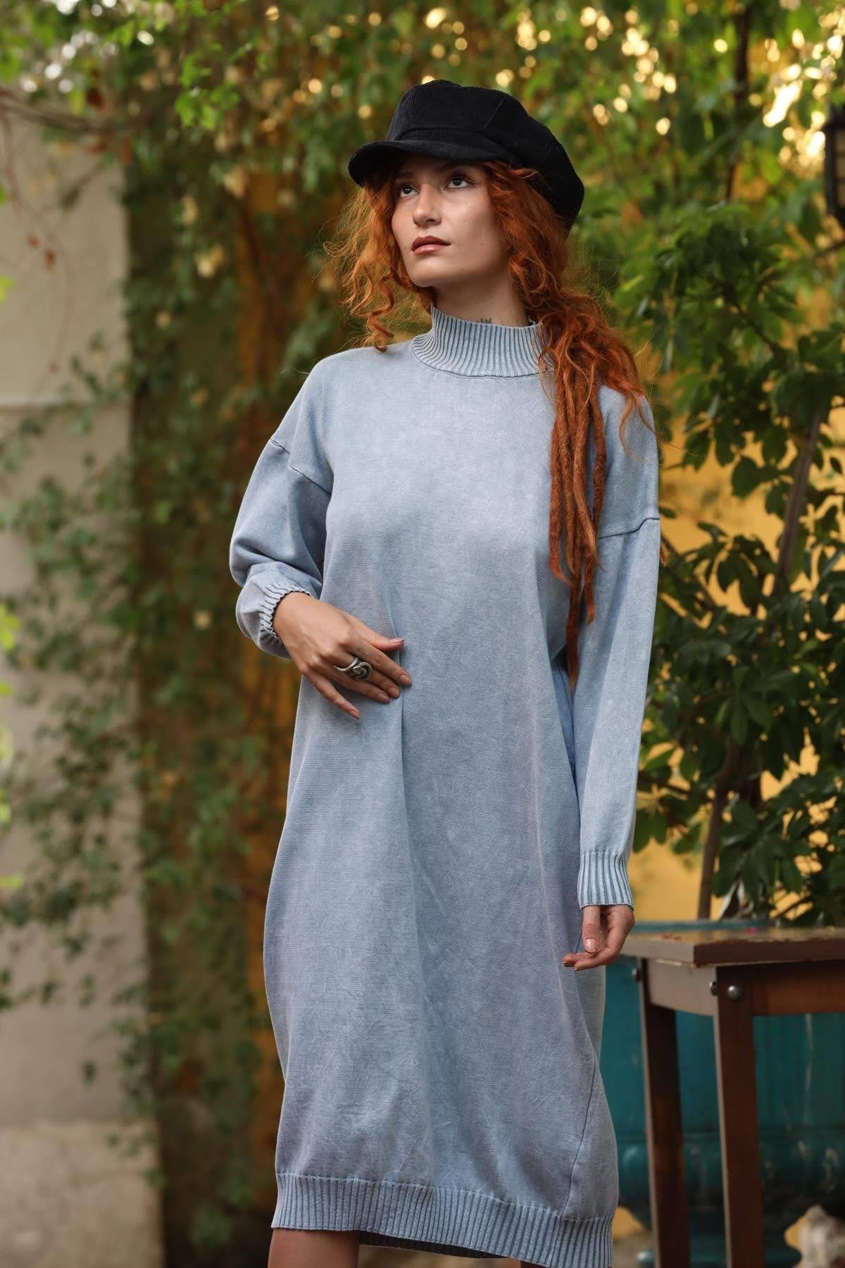 Gri Yarım Balıkçı Yıkamalı Oversize Triko Elbise