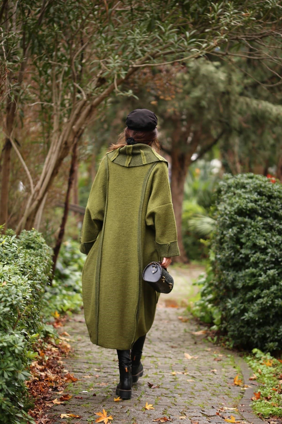 Green Shawl Collar Big Pocket Three Button Felt Topcoat - Saman Butik | Shop Online Green Shawl Collar Big Pocket Three Button Felt Topcoat