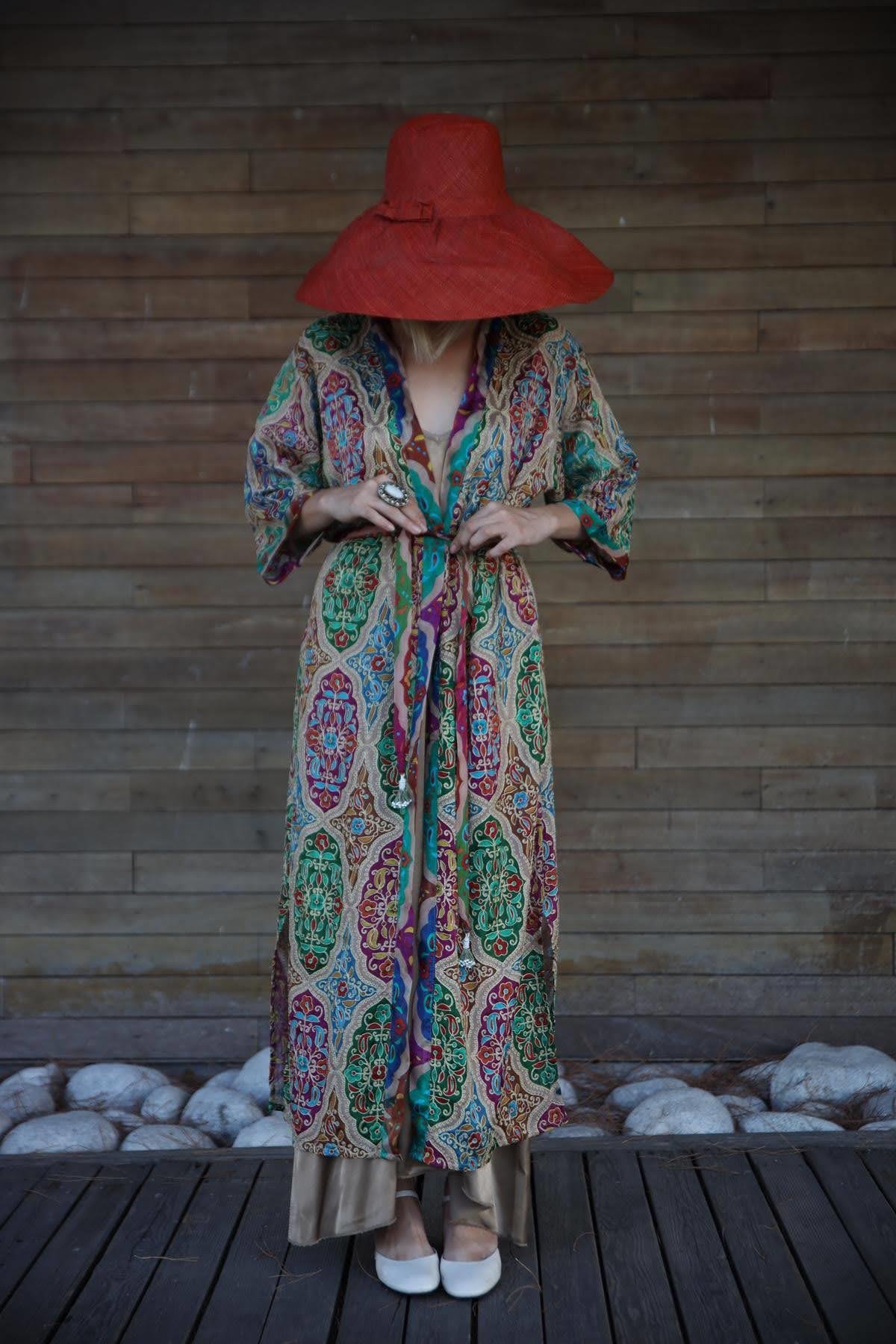 Bordo Rengi Gold İşlemeli Etnik İşlemeli Bohem Kaftan