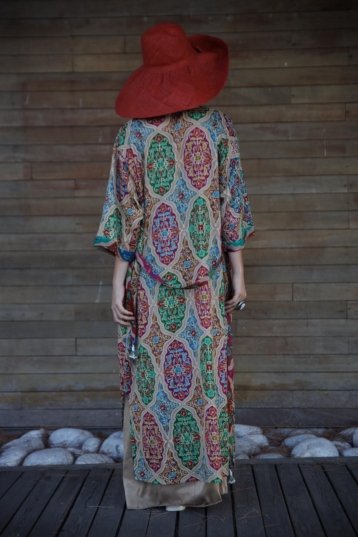  Bordo Rengi Gold İşlemeli Etnik İşlemeli Bohem Kaftan