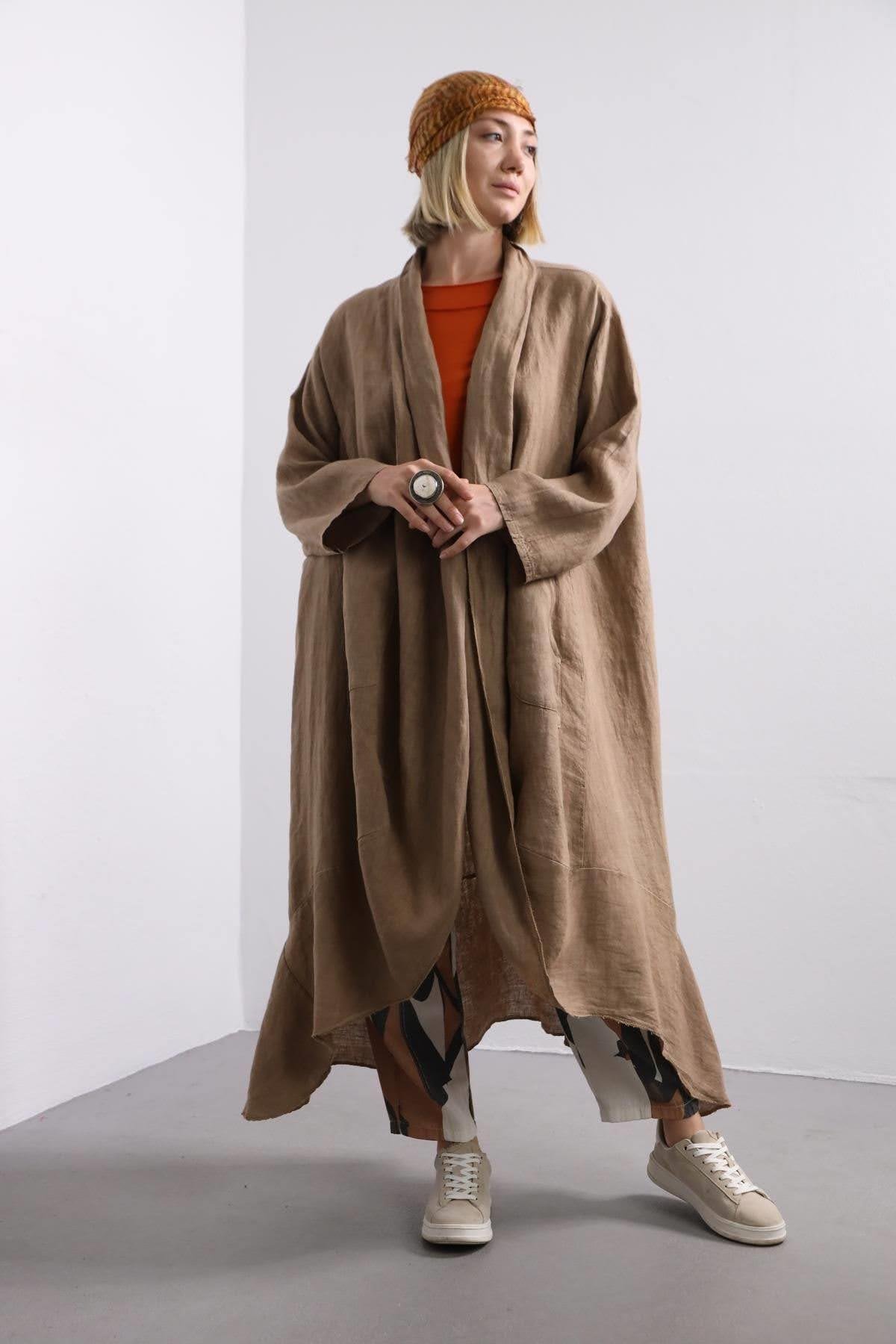  Camel Rengi Cepli Arkası Dikiş Detaylı Keten Kaftan