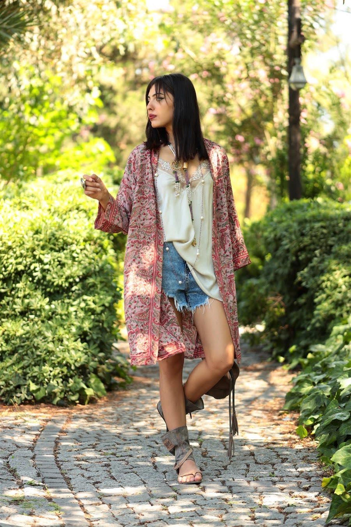Gül Kurusu Desenli Kısa İpek Kimono - Şaman Butik Gül Kurusu Desenli Kısa İpek Kimono