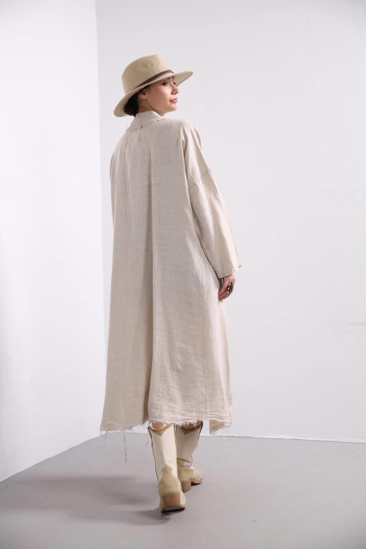 Krem Rengi Saçaklı Cebi Fermuarlı Keten Kaftan - Şaman Butik Krem Rengi Saçaklı Cebi Fermuarlı Keten Kaftan