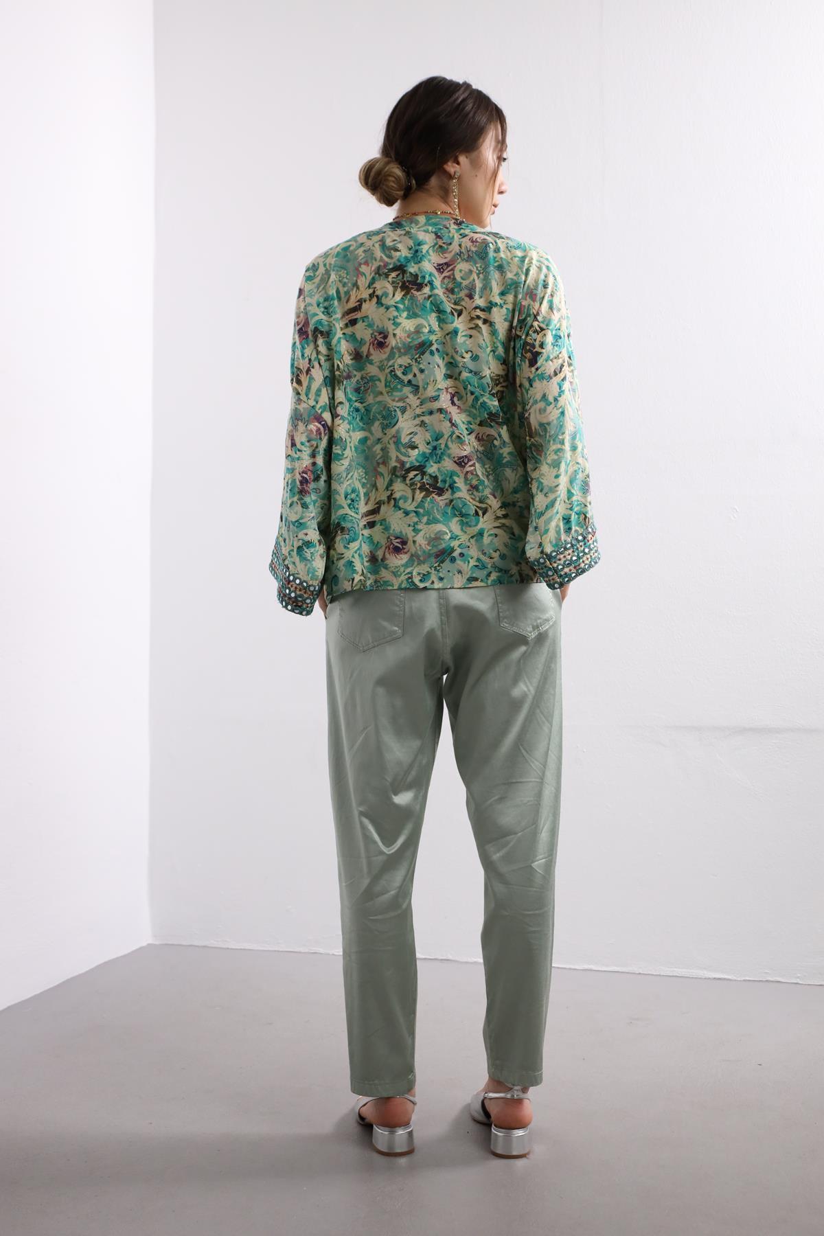  Mint Yeşili Aynalı İşlemeli Kısa Kimono