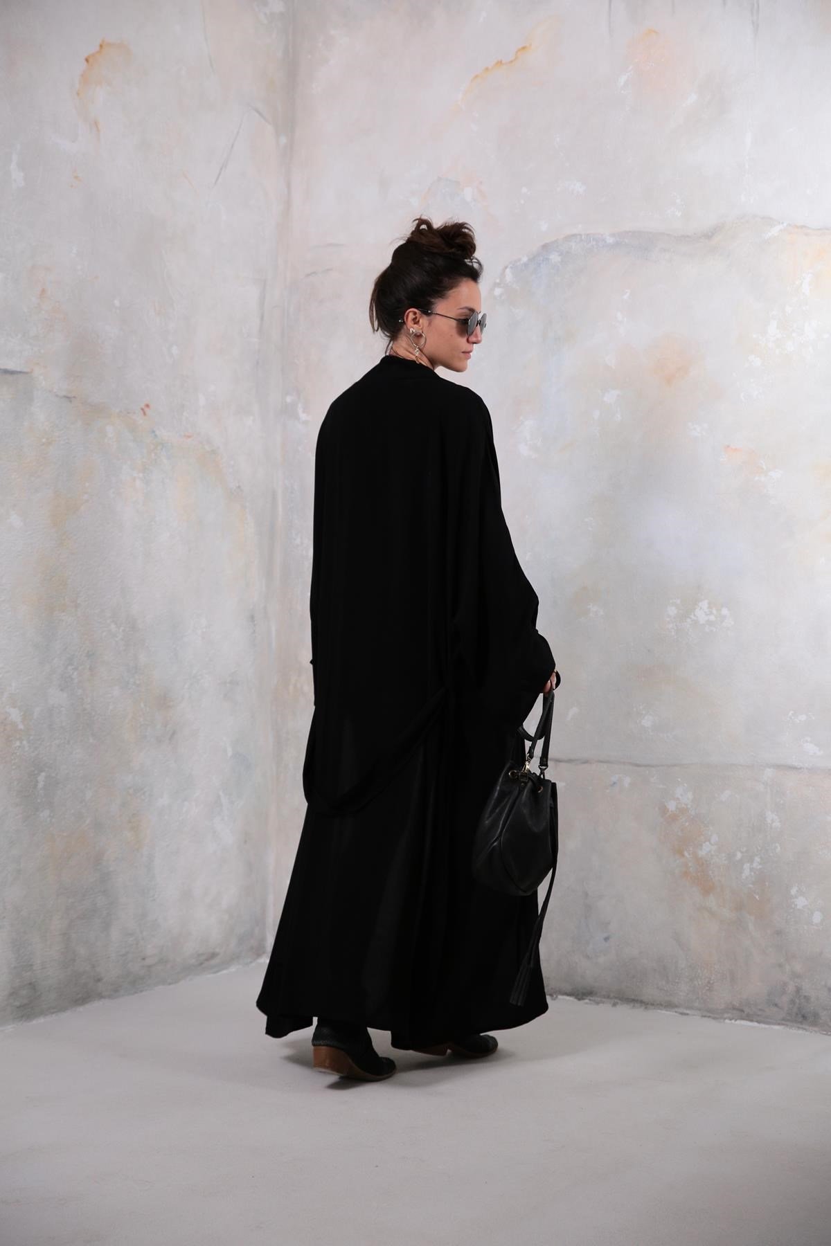  Siyah Kimono