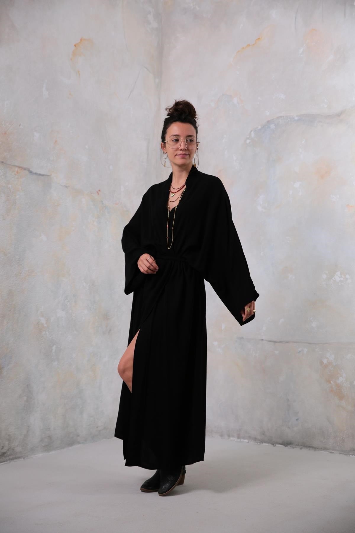  Siyah Kimono