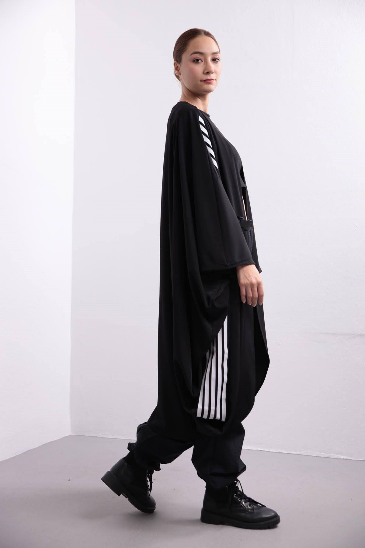  Siyah Şeritli Oversize Kaftan