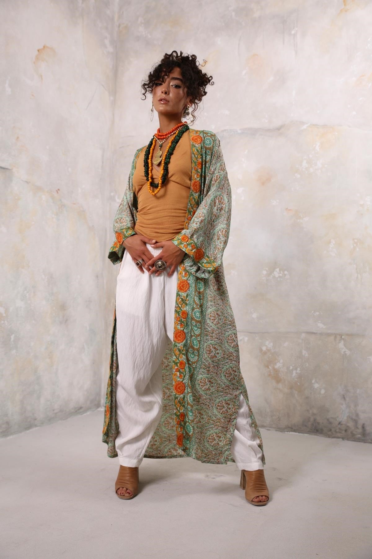 Yeşil Desenli İşleme Detaylı Kimono - Şaman Butik Yeşil Desenli İşleme Detaylı Kimono