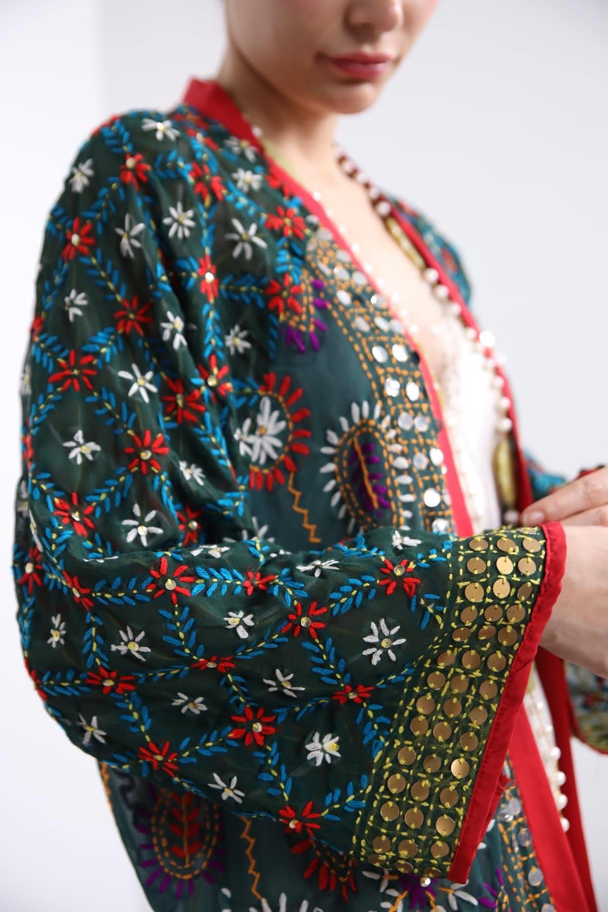 Zümrüt Yeşili Pul Detaylı Bohem Kaftan - Şaman Butik Zümrüt Yeşili Pul Detaylı Bohem Kaftan