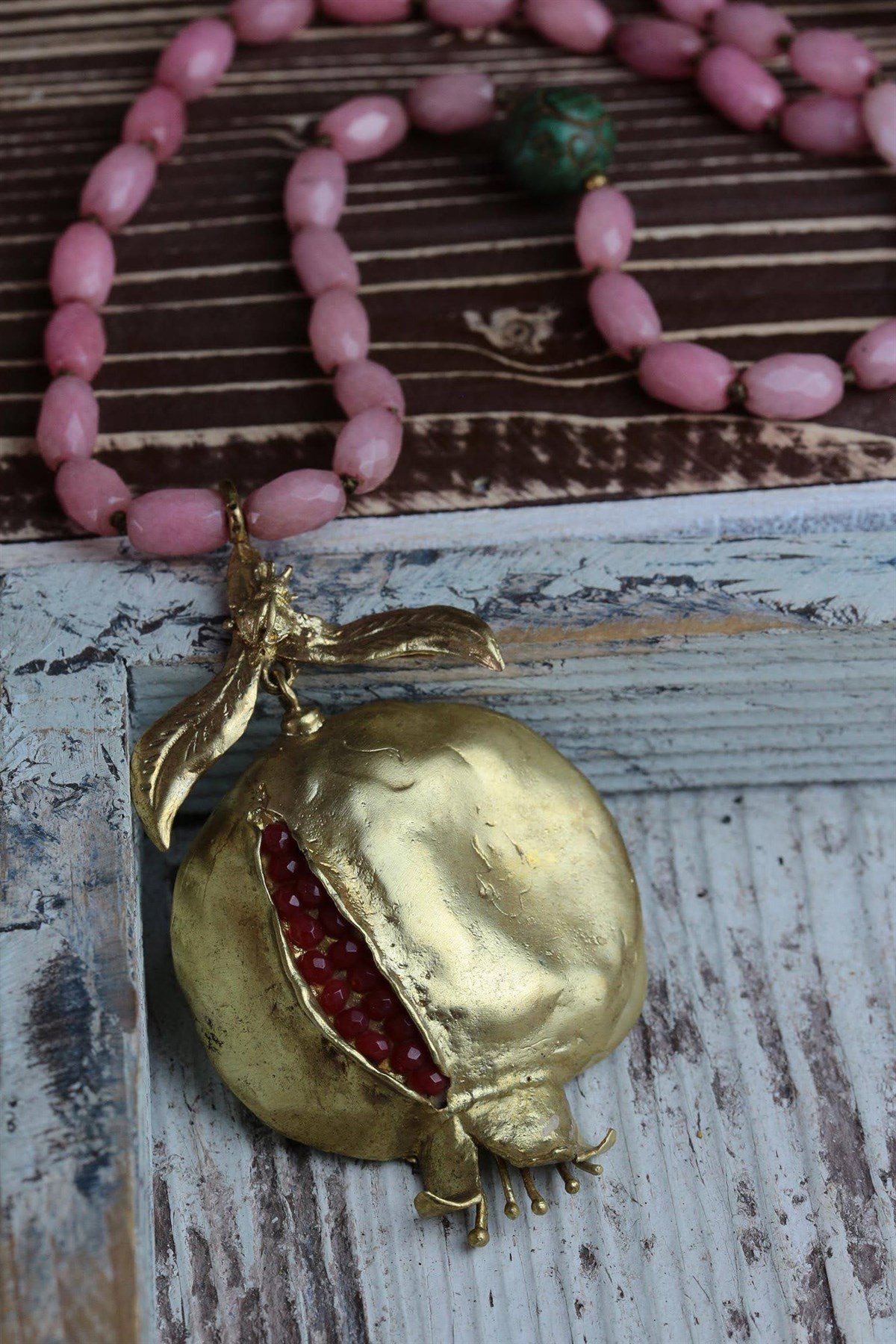Mercan Taşlı Bronz Narlı Kolye - Şaman Butik Mercan Taşlı Bronz Narlı Kolye