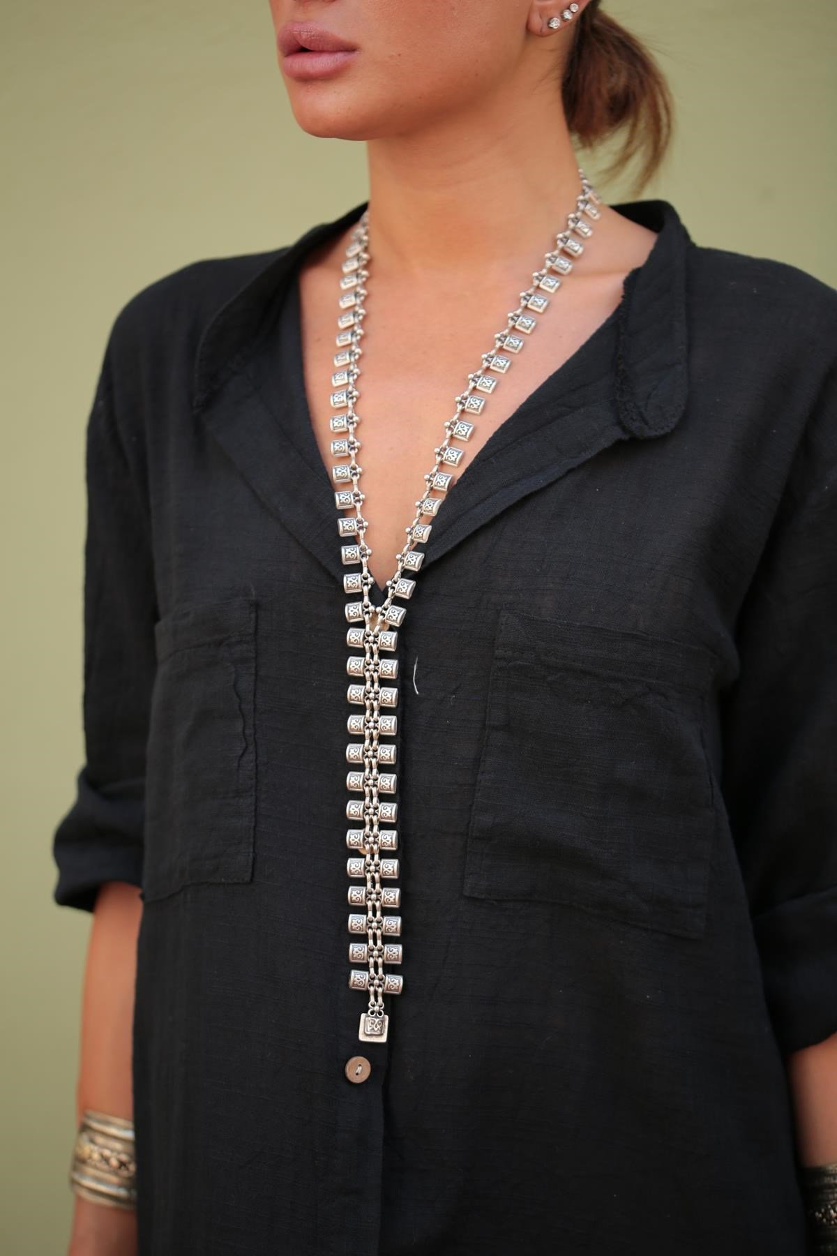 Motif Detaylı Kravat Kolye - Şaman Butik Motif Detaylı Kravat Kolye