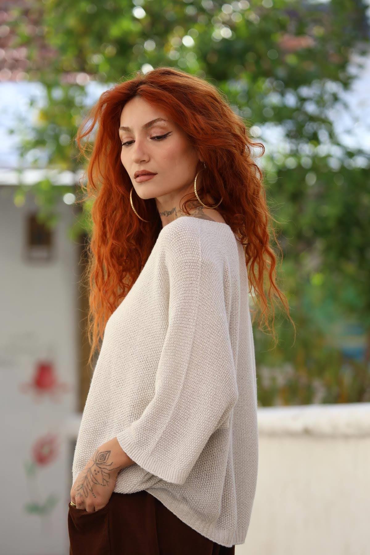 Krem Rengi V Yaka Simli Yarasa Kol Triko Bluz