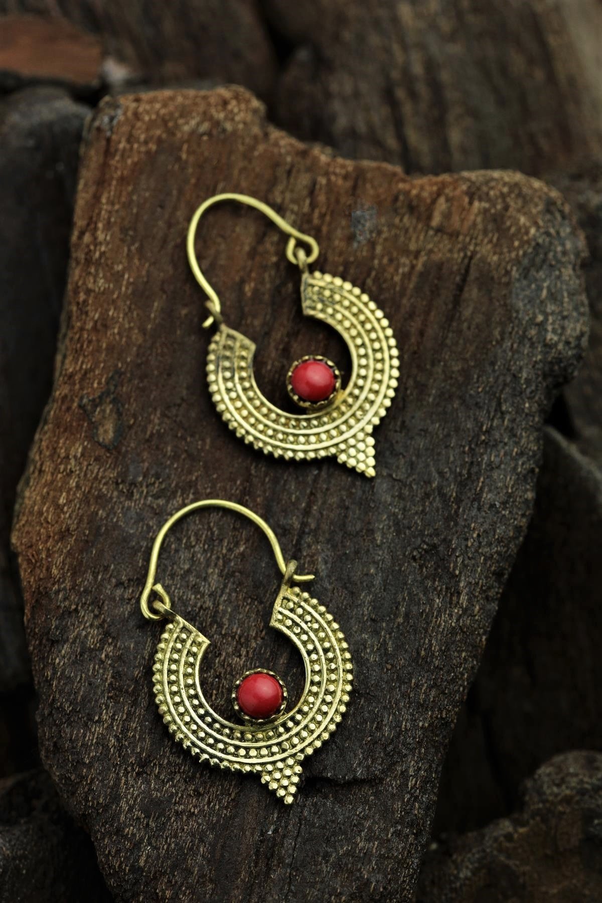 Bronz Mercan Taşlı  Antik Tasarım Küpe - Şaman Butik Bronz Mercan Taşlı Antik Tasarım Küpe