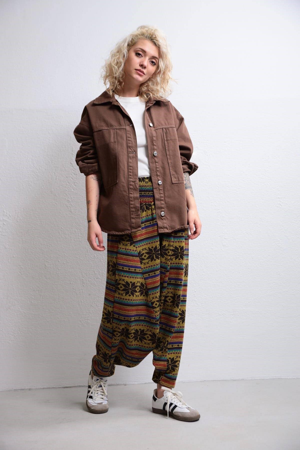  Hardal Rengi Kilim Desenli Gipe Bel Detaylı Kışlık Şalvar Pantolon