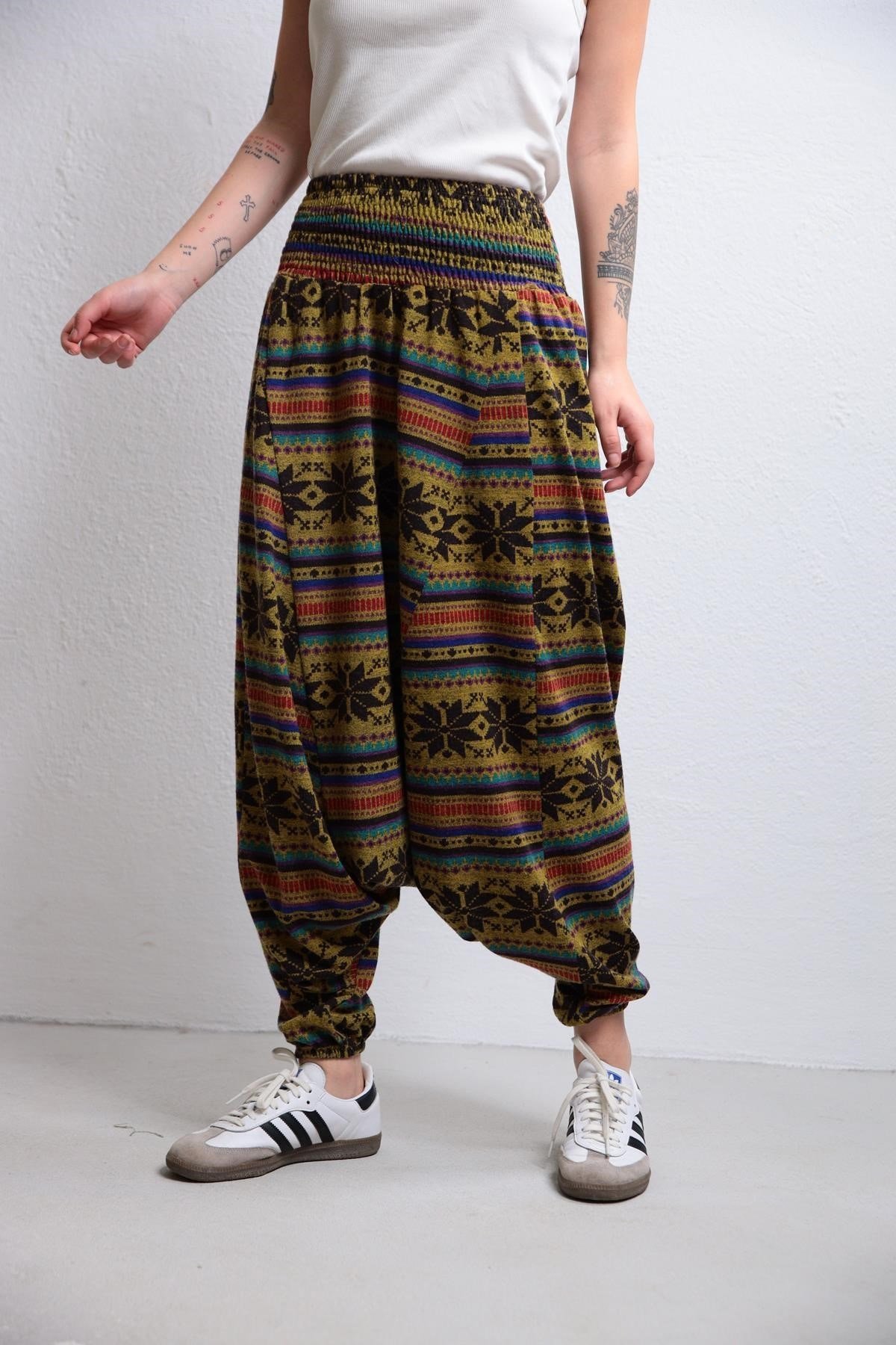  Hardal Rengi Kilim Desenli Gipe Bel Detaylı Kışlık Şalvar Pantolon