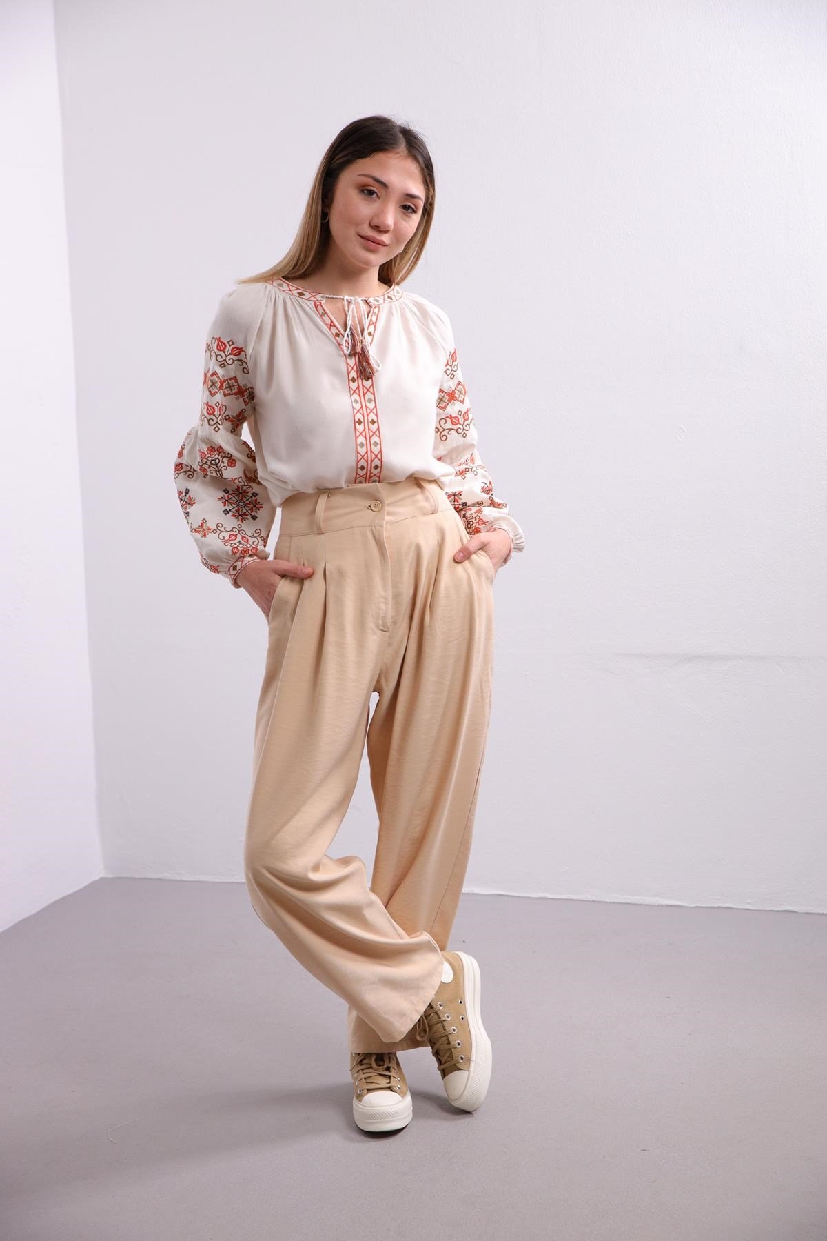 Krem Rengi Pileli Bol Pantolon - Şaman Butik Krem Rengi Pileli Bol Pantolon
