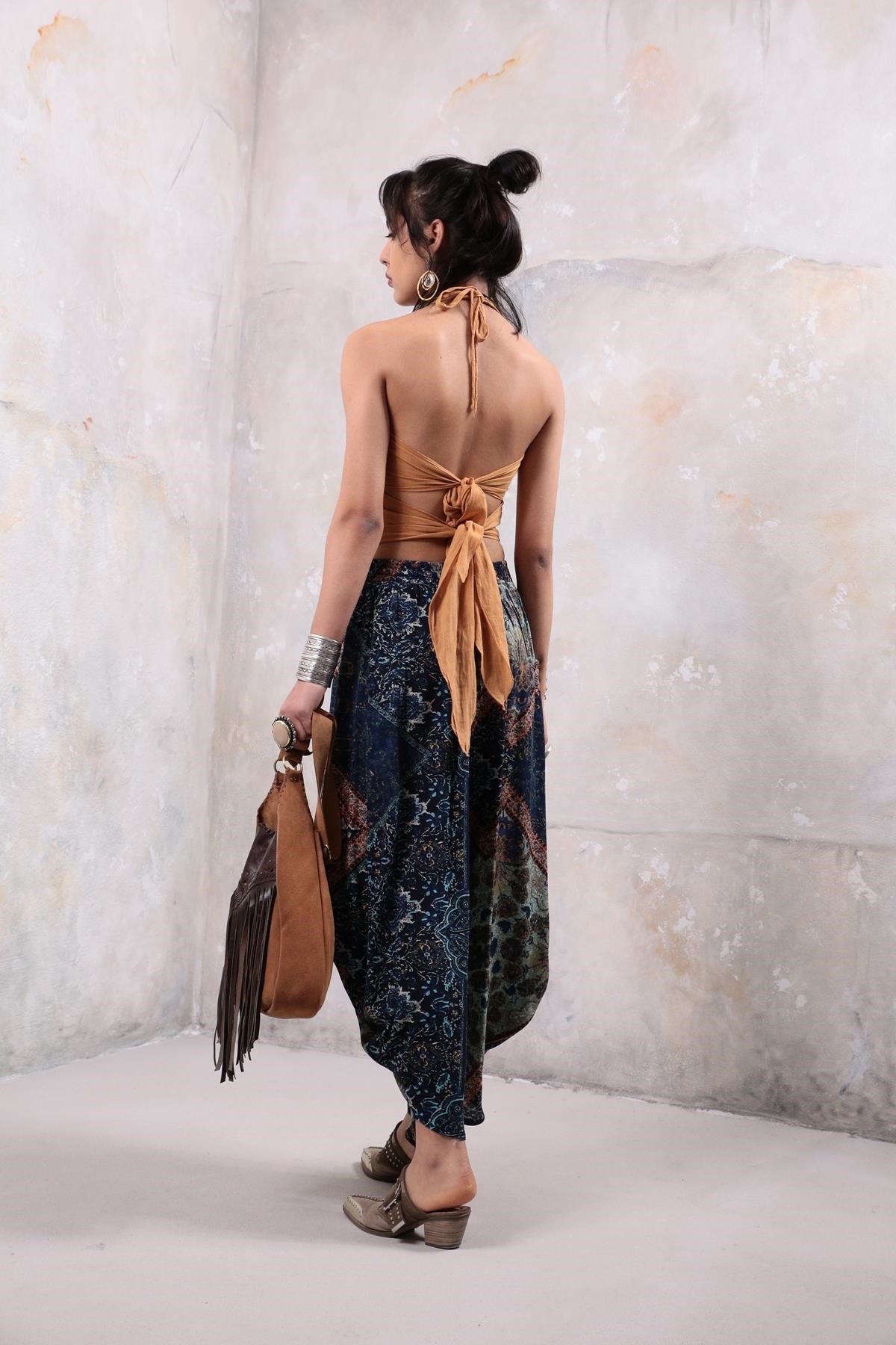 Lacivert Desenli Drape Bel Dökümlü Şalvar Pantolon - Şaman Butik Lacivert Desenli Drape Bel Dökümlü Şalvar Pantolon
