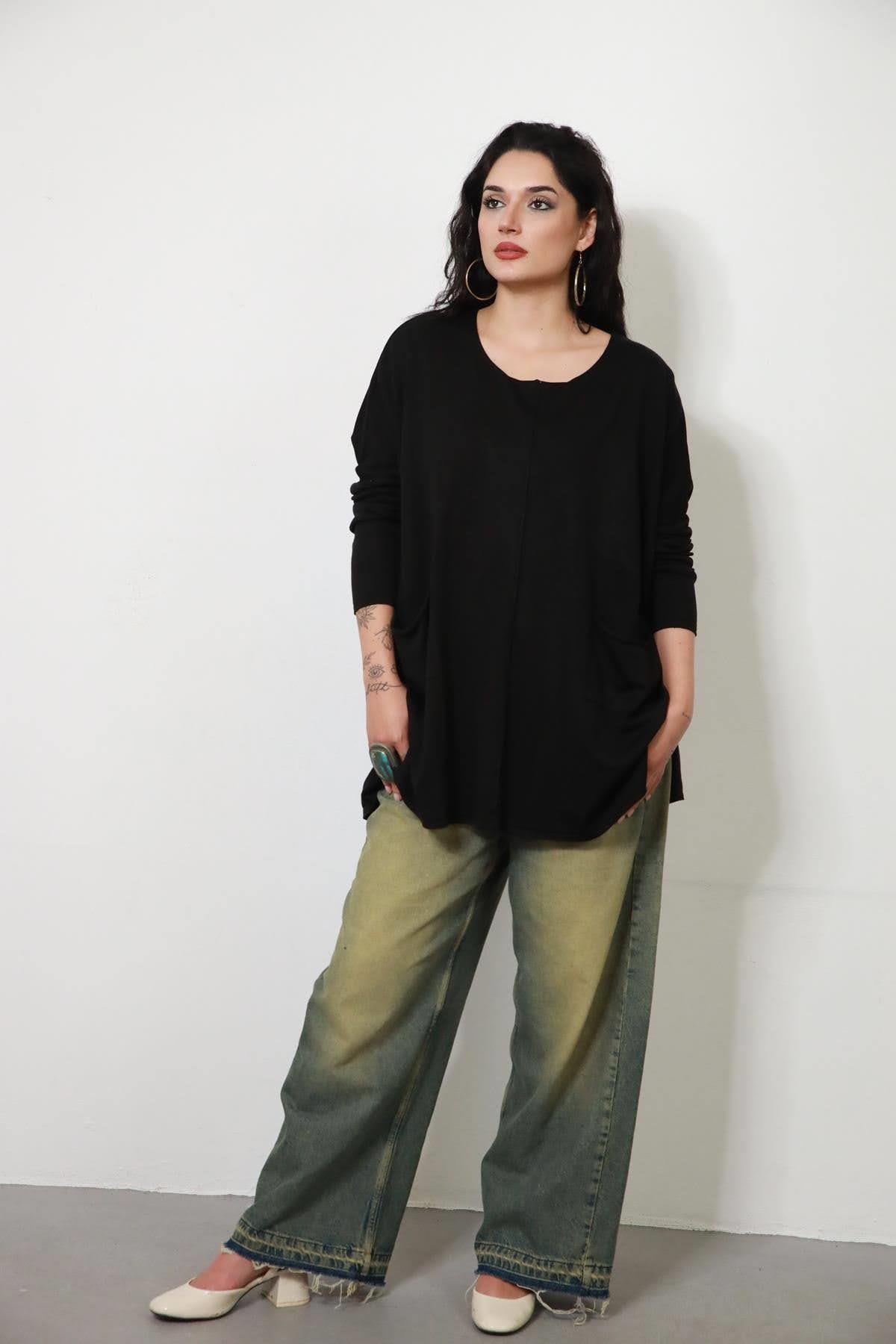 Siyah Bisiklet Yaka Çift Cepli Oversize Triko Bluz