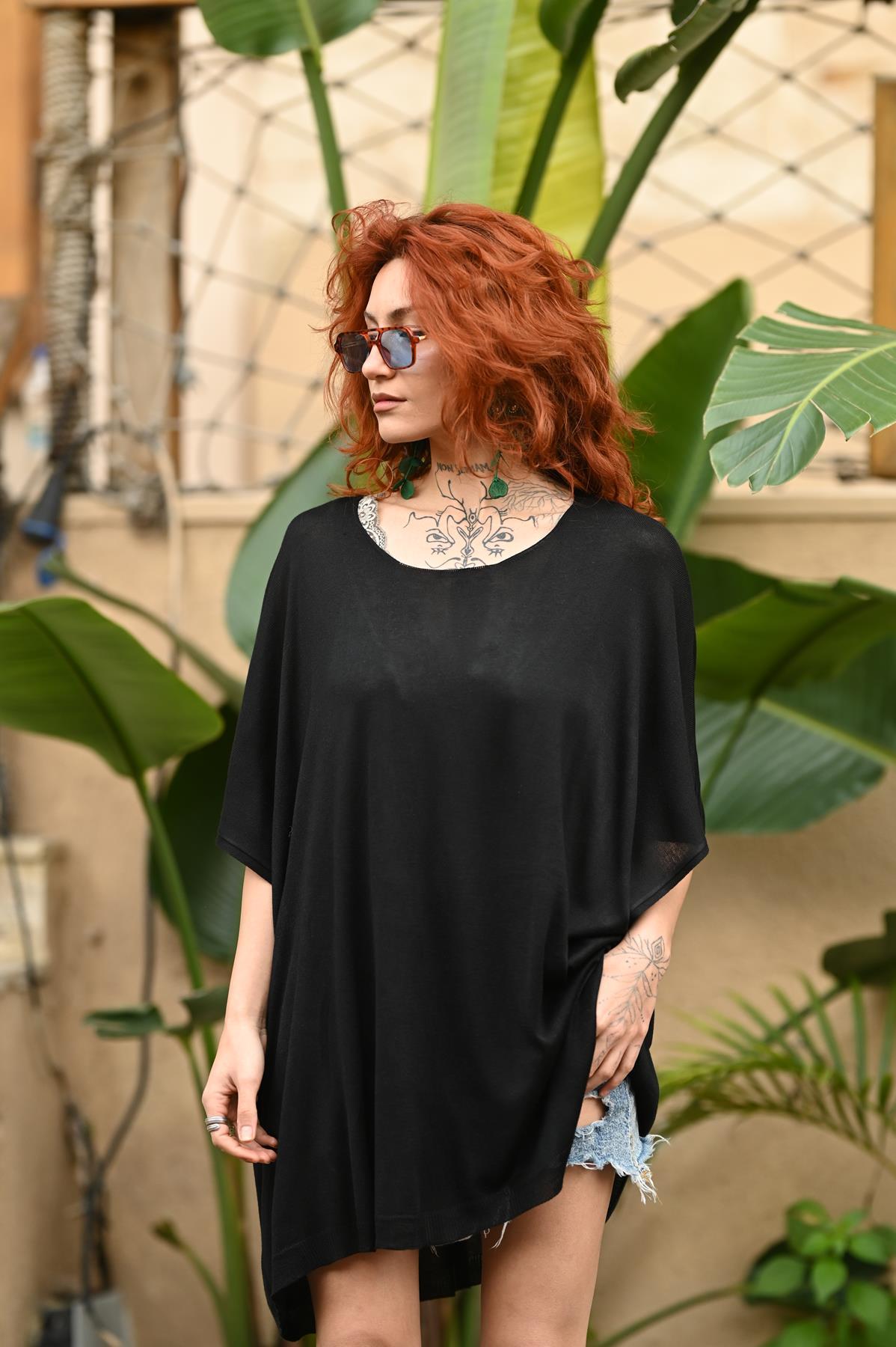 Siyah Bisiklet Yaka Oversize Triko Tunik
