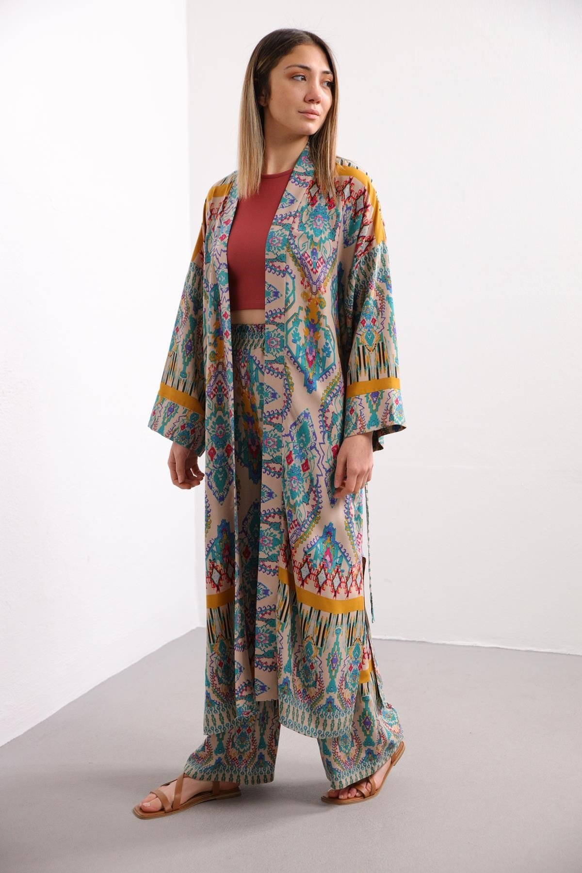 Krem Rengi Desenli Kimono Pantolon Takım - Şaman Butik - Bohem Giyim ve Aksesuar | Kadın & Erkek Krem Rengi Desenli Kimono Pantolon Takım