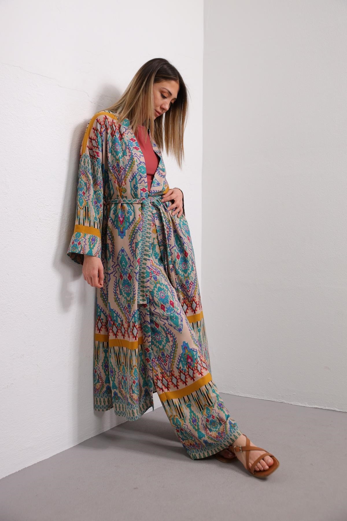 Krem Rengi Desenli Kimono Pantolon Takım - Şaman Butik - Bohem Giyim ve Aksesuar | Kadın & Erkek Krem Rengi Desenli Kimono Pantolon Takım