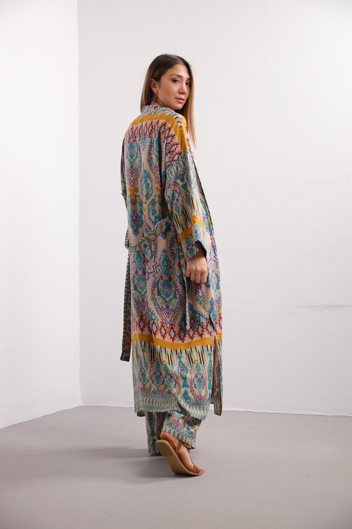 Krem Rengi Desenli Kimono Pantolon Takım - Şaman Butik - Bohem Giyim ve Aksesuar | Kadın & Erkek Krem Rengi Desenli Kimono Pantolon Takım