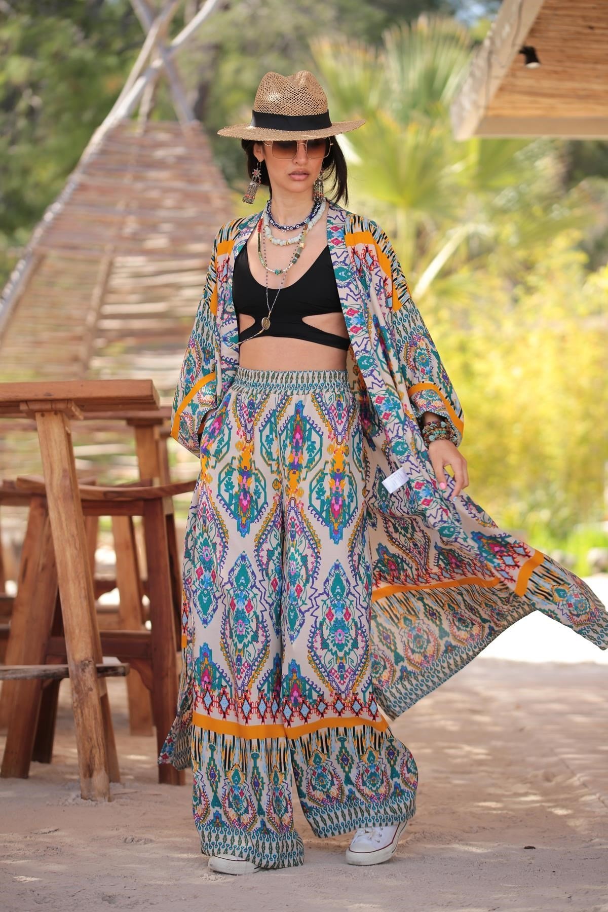 Krem Rengi Desenli Kimono Pantolon Takım - Şaman Butik Krem Rengi Desenli Kimono Pantolon Takım