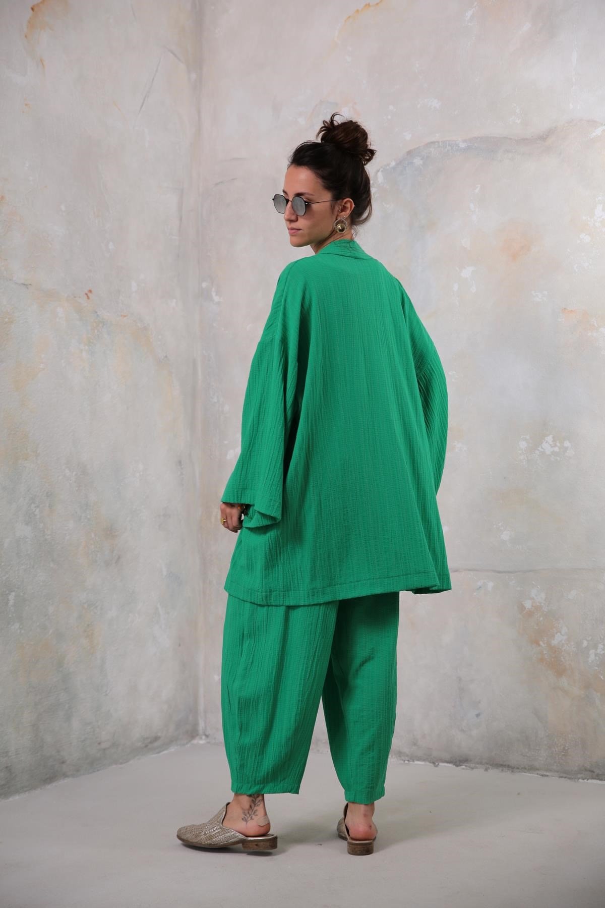 Yeşil Gofre Kimono Pantolon Takım - Şaman Butik Yeşil Gofre Kimono Pantolon Takım