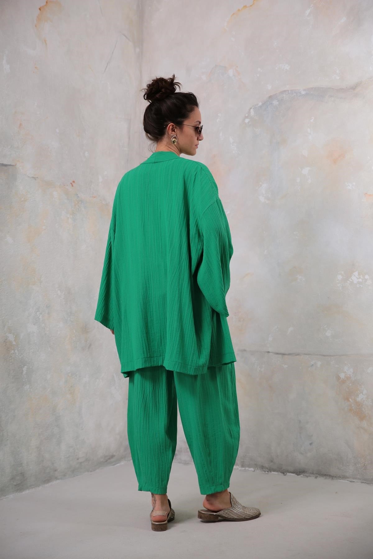 Yeşil Gofre Kimono Pantolon Takım - Şaman Butik Yeşil Gofre Kimono Pantolon Takım