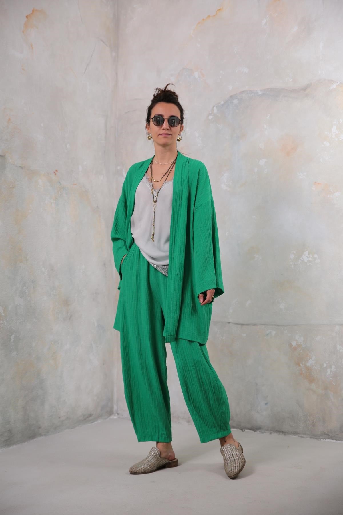 Yeşil Gofre Kimono Pantolon Takım - Şaman Butik Yeşil Gofre Kimono Pantolon Takım