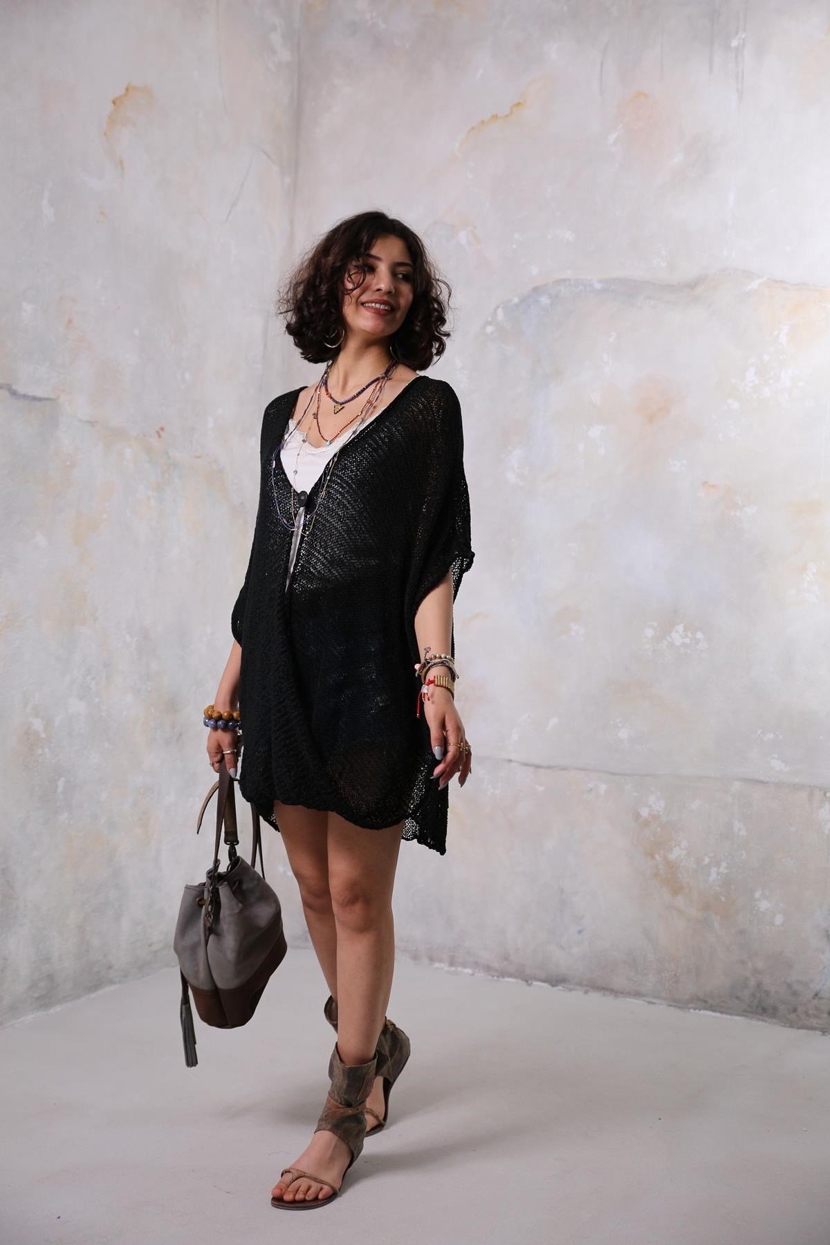 Siyah Tek Düğme Judith Merserize Tunik - Şaman Butik Siyah Tek Düğme Judith Merserize Tunik