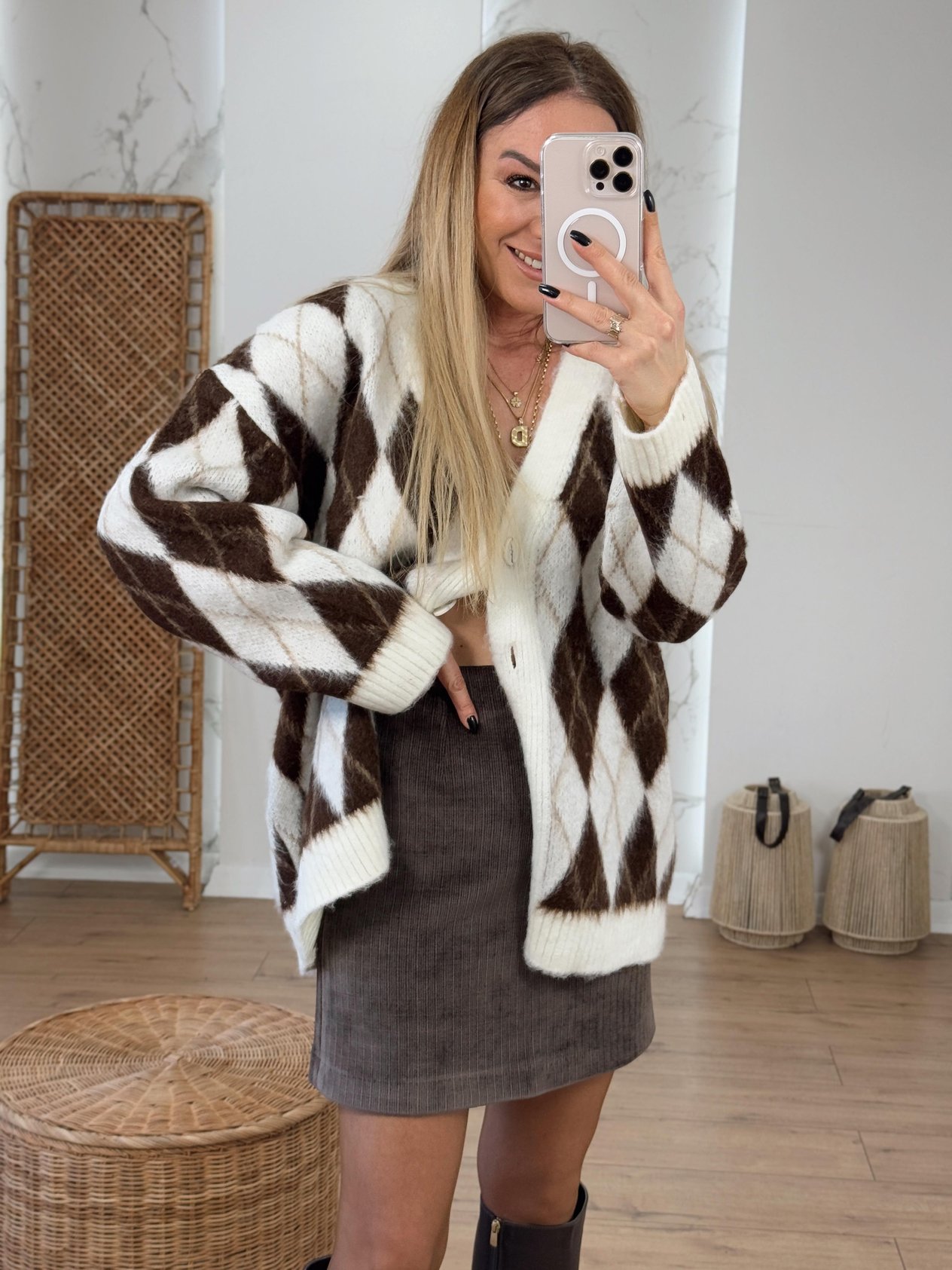 Ribbed Velvet Skirt with Side Zipper Brown