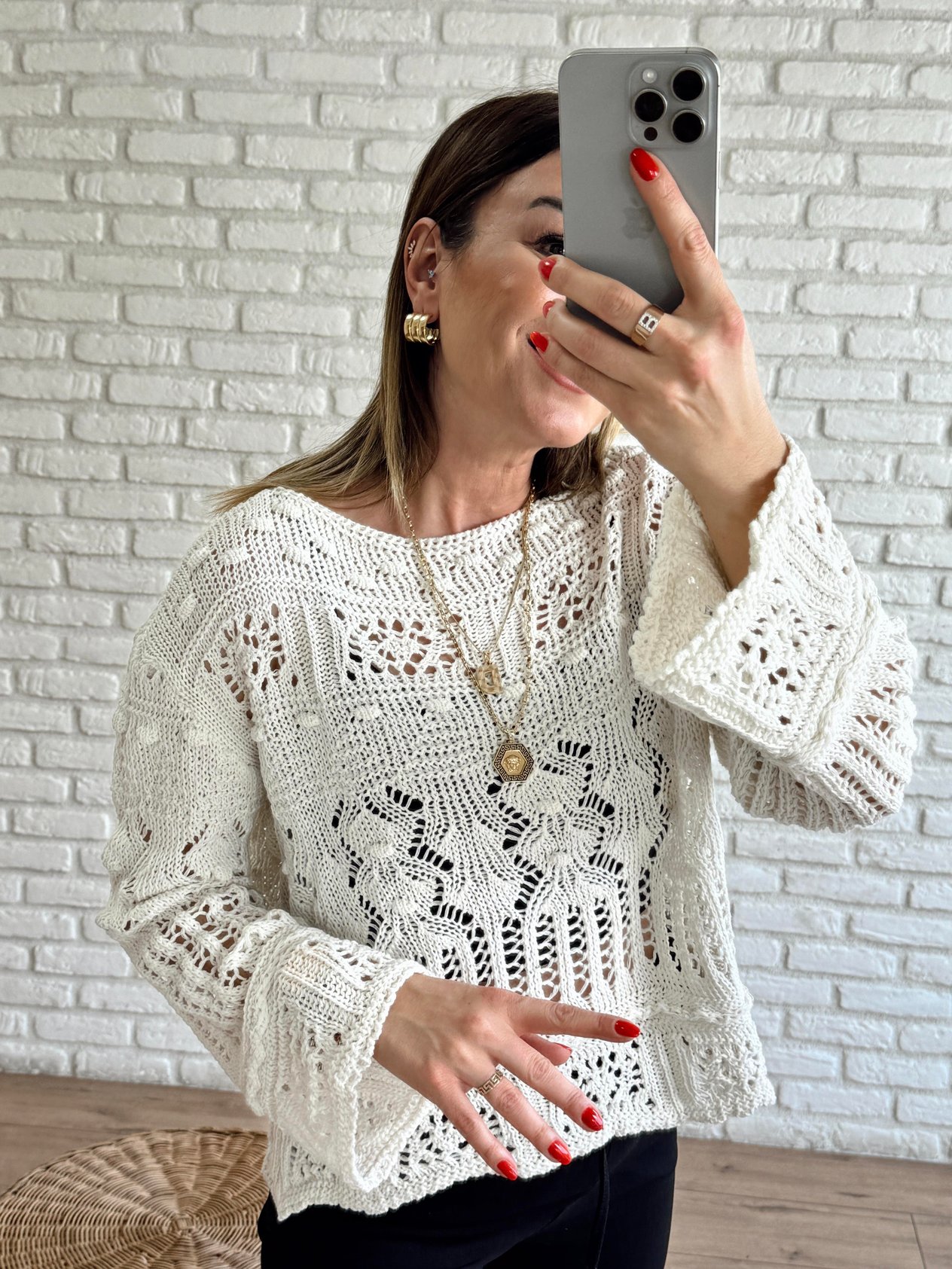 Kayık Yaka Ponpon Desenli Delikli Triko EKRU