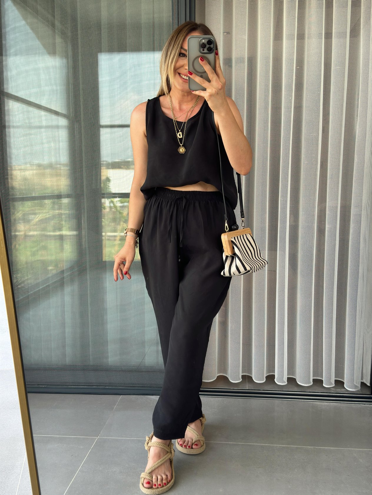 Sleeveless Two-Piece Set BLACK