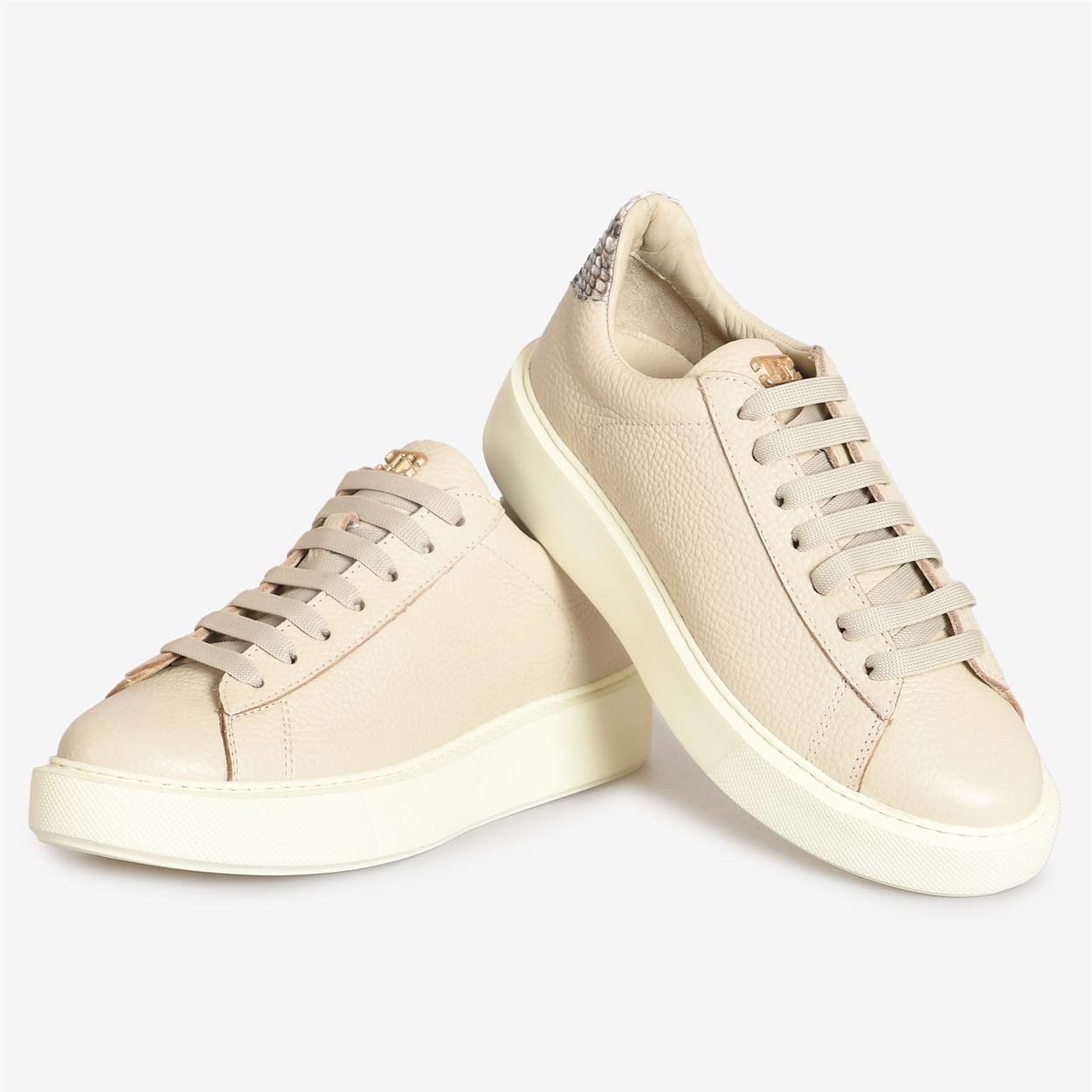 Bej Deri Yılan Desenli Kadın Sneakers