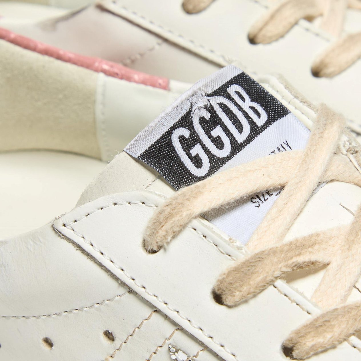 Golden Goose Super-Star Beyaz Deri Kadın Sneakers