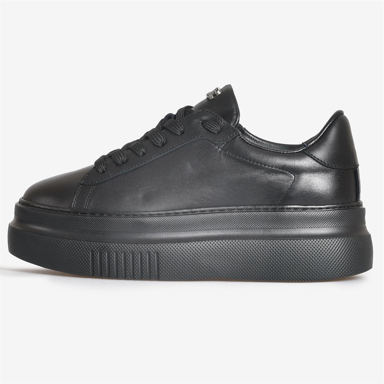Siyah Deri Kadın Sneakers