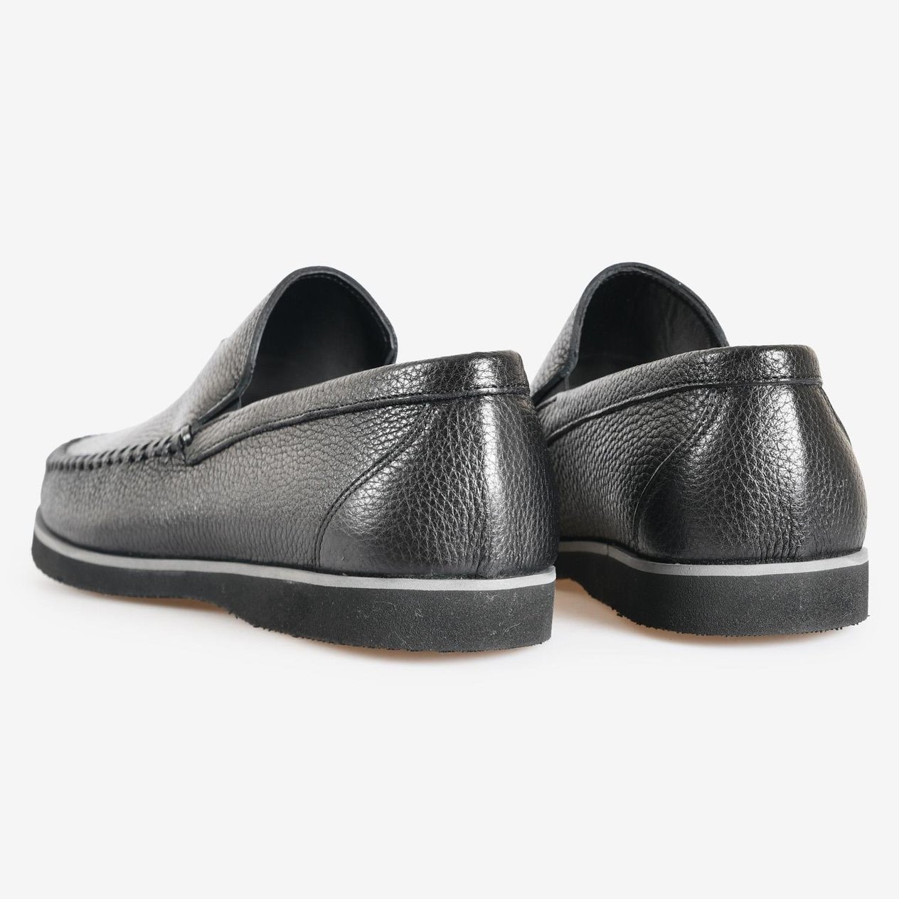 Siyah Deri Logo Baskılı Erkek Loafer