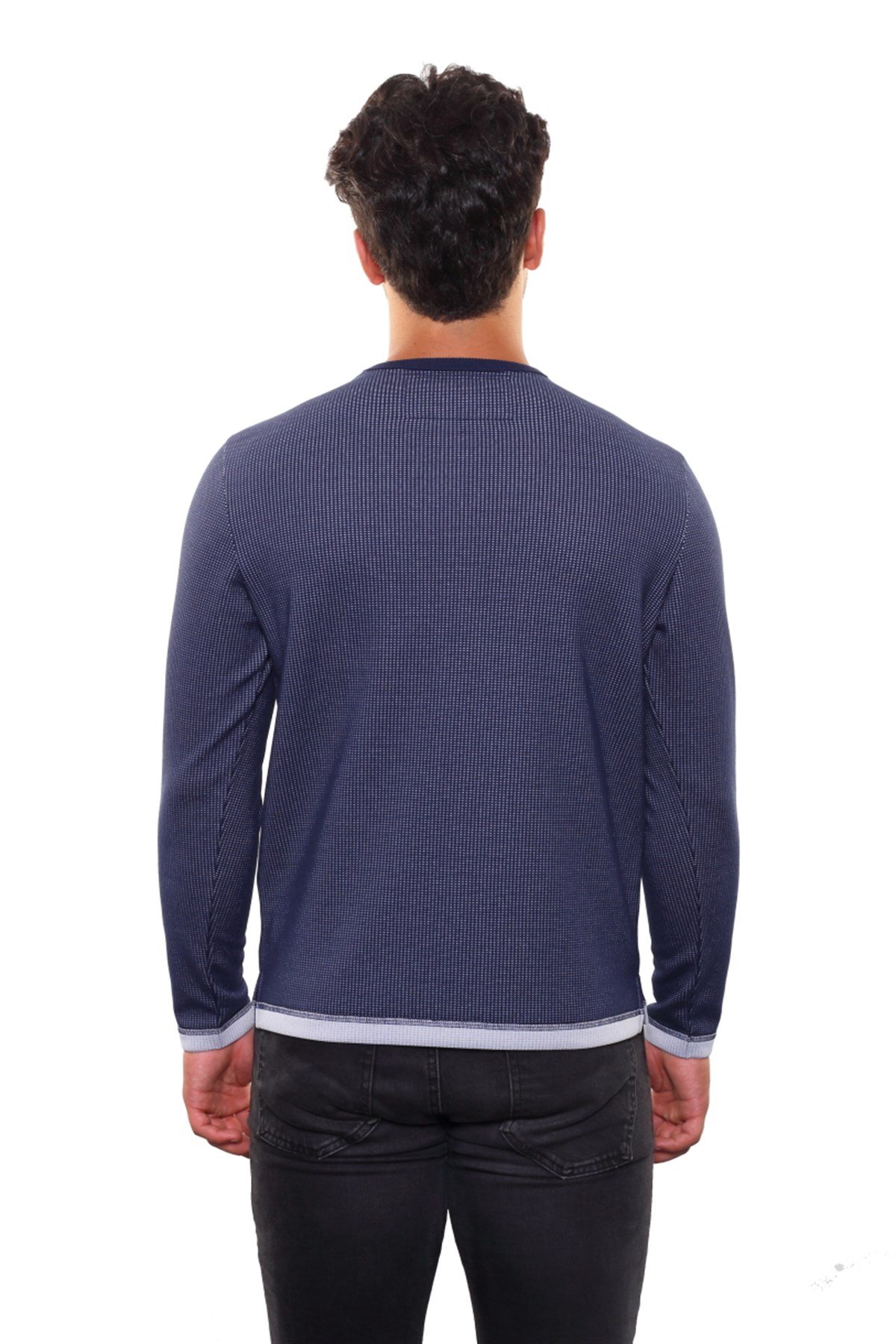 Yuvarlak Yaka Sweatshirt 